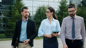 difference between business development and sales